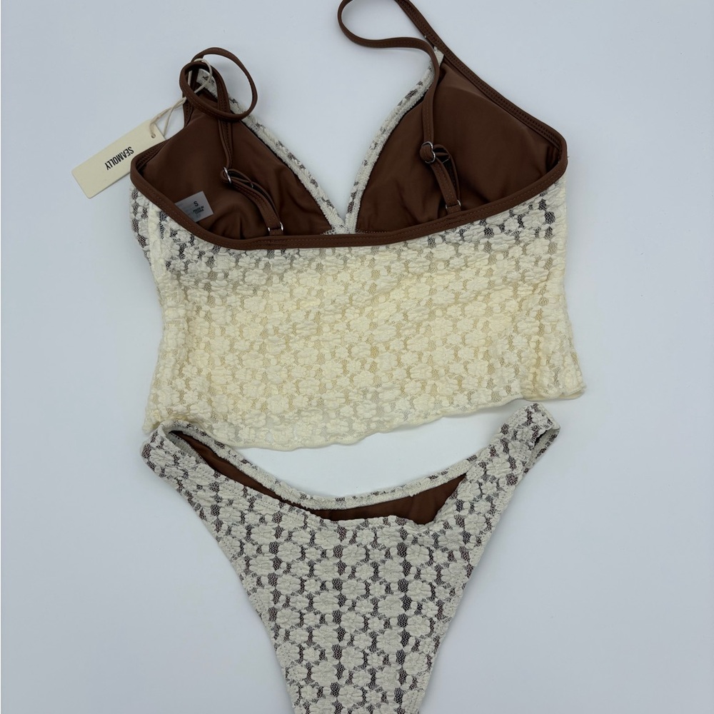 Elegant Cream Textured Bikini Set - Picture 8 of 11